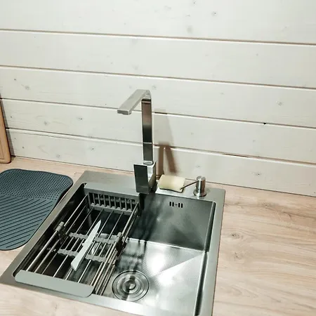 в тиші келечина *